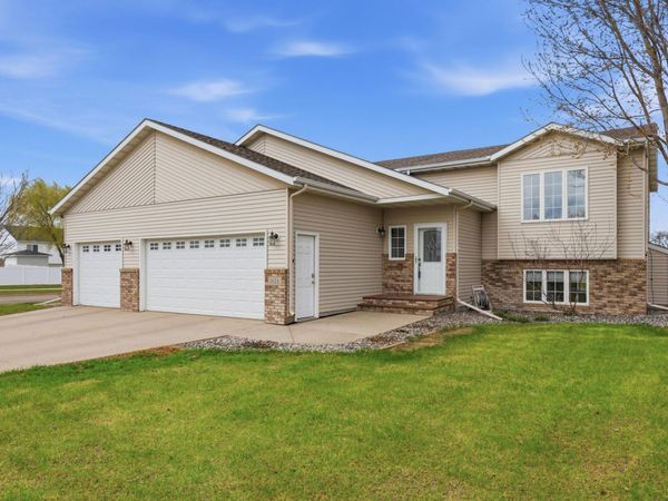 1626 16th Street E, West Fargo, ND 58078
