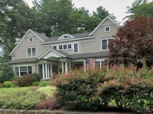 244 Musterfield Rd, Concord, MA 01742