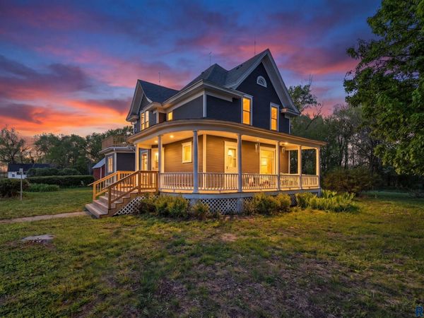 30287 Frog Creek Rd, Wakonda, SD 57073