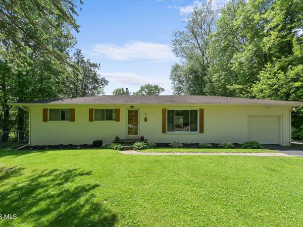 4915 Swanbrook Court, Toledo, OH 43614