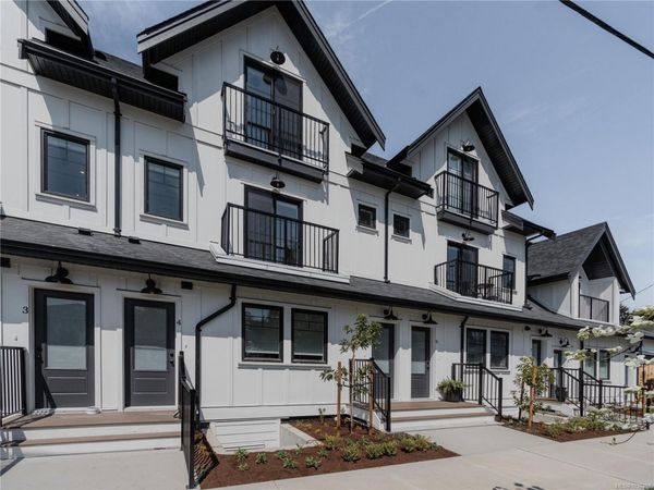 1830 Allenby St , Unit 5, Saanich, BC V8R 3B7