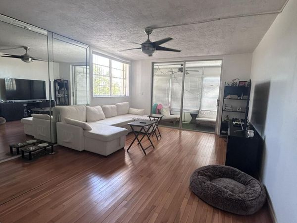 7300 NW 17th Street, Unit 402, Plantation, FL 33313