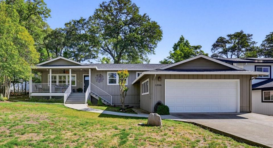 12316 Torrey Pines Dr, Auburn, CA 95602 Photo