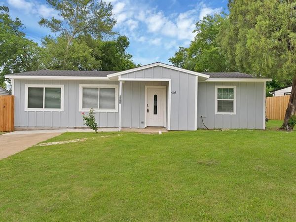 905 Skylark Drive , Arlington, TX 76010