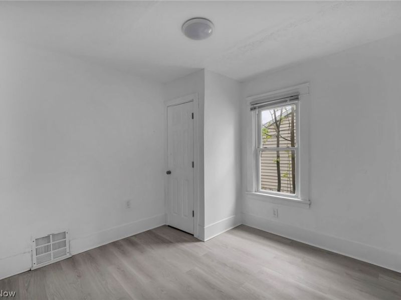 4441 E 144th Street, Cleveland, OH 44128 Photo 16