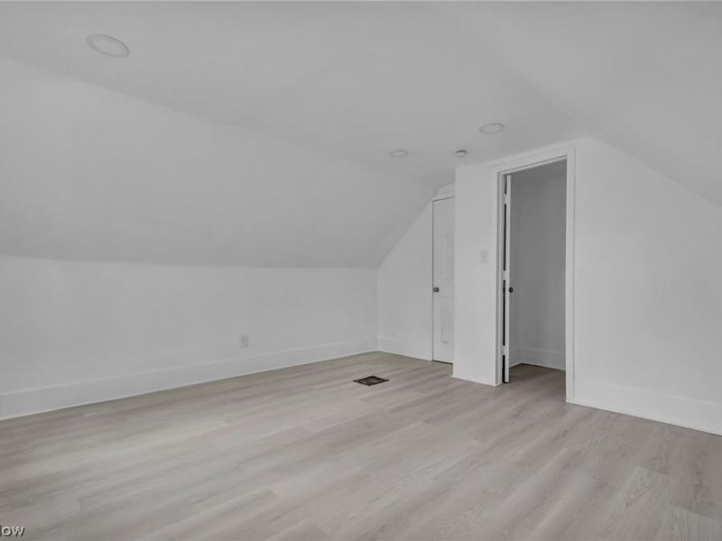 4441 E 144th Street, Cleveland, OH 44128 Photo 36