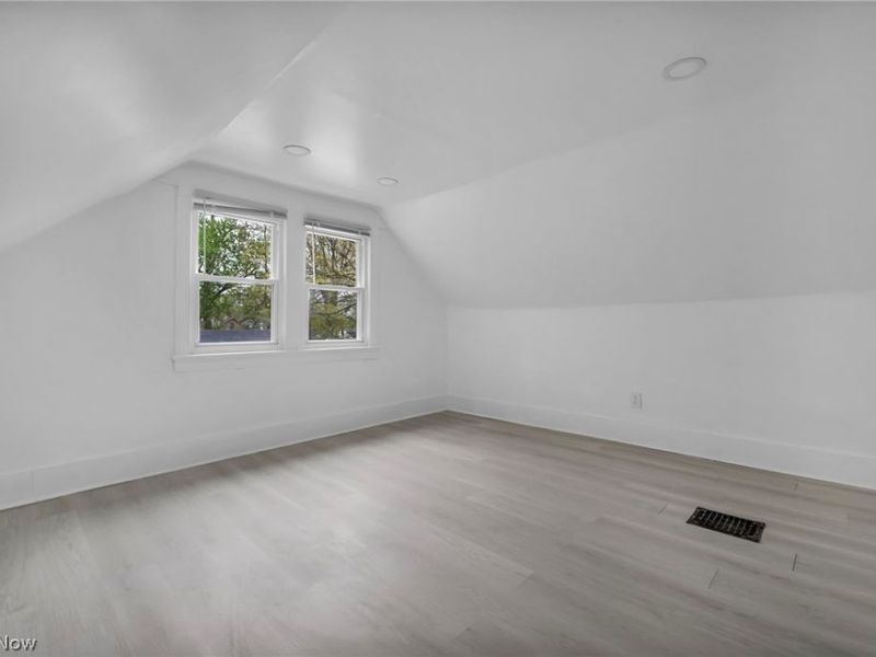 4441 E 144th Street, Cleveland, OH 44128 Photo 37