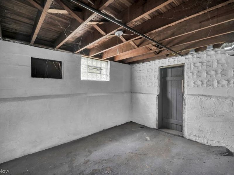 4441 E 144th Street, Cleveland, OH 44128 Photo 38