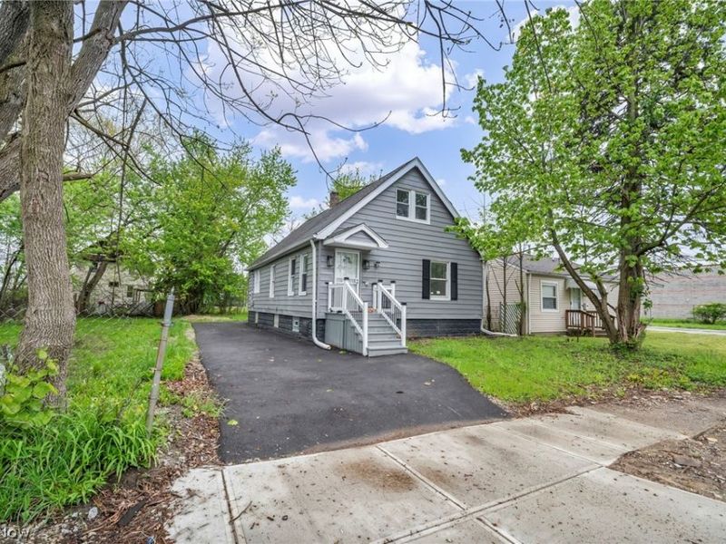 4441 E 144th Street, Cleveland, OH 44128 Photo 4