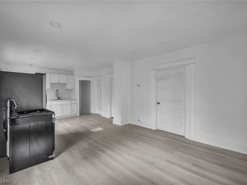4441 E 144th Street, Cleveland, OH 44128 Photo 5