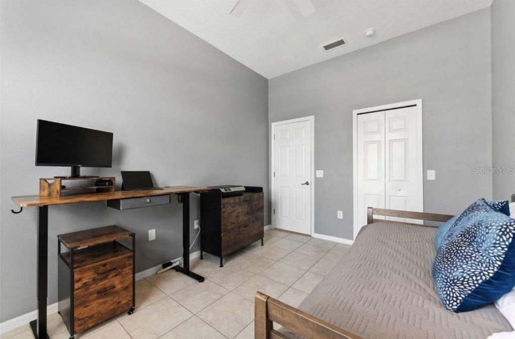 12910 Vicksburg Drive, Tampa, FL 33625 Photo