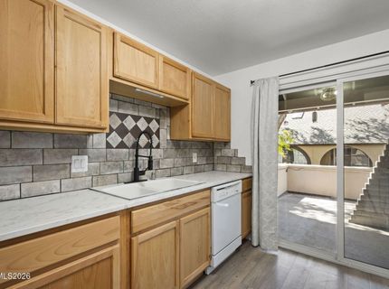 1637 York Way, Sparks, NV 89431 Photo