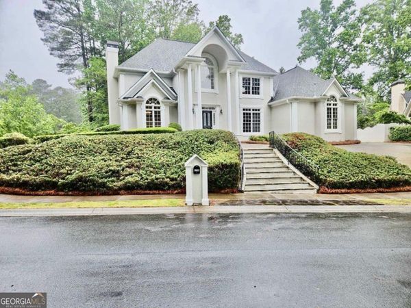 5756 Brookstone Walk NW, Acworth, GA 30101