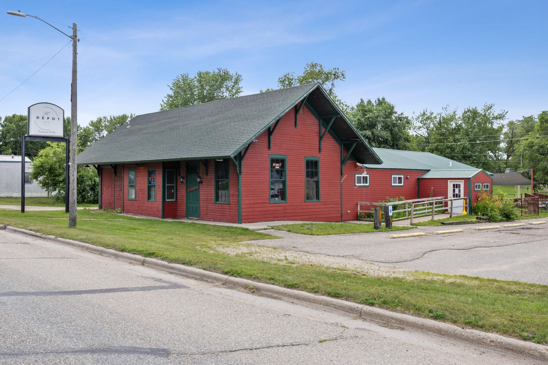 511 Fergus, Erhard, MN 56534