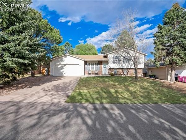1922 Flintlock Terrace, Colorado Springs, CO 80920