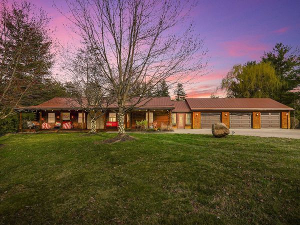 11160 Maysville Williams Road , Logan, OH 43138