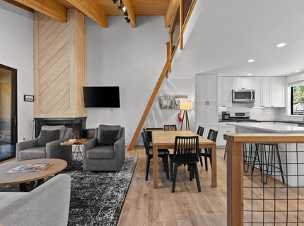 3038 Silver Strike, Truckee, CA 96161 Photo
