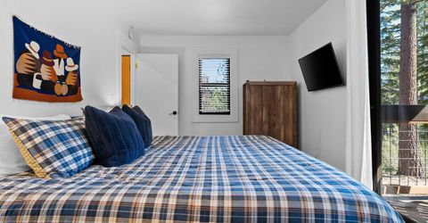 3038 Silver Strike, Truckee, CA 96161 Photo