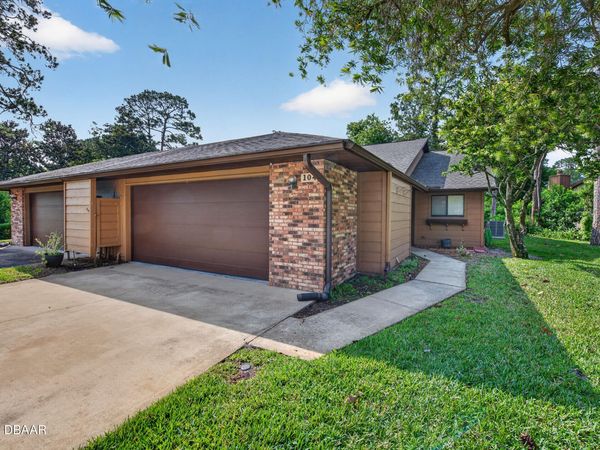 104 Horseshoe Trail, Ormond Beach, FL 32174