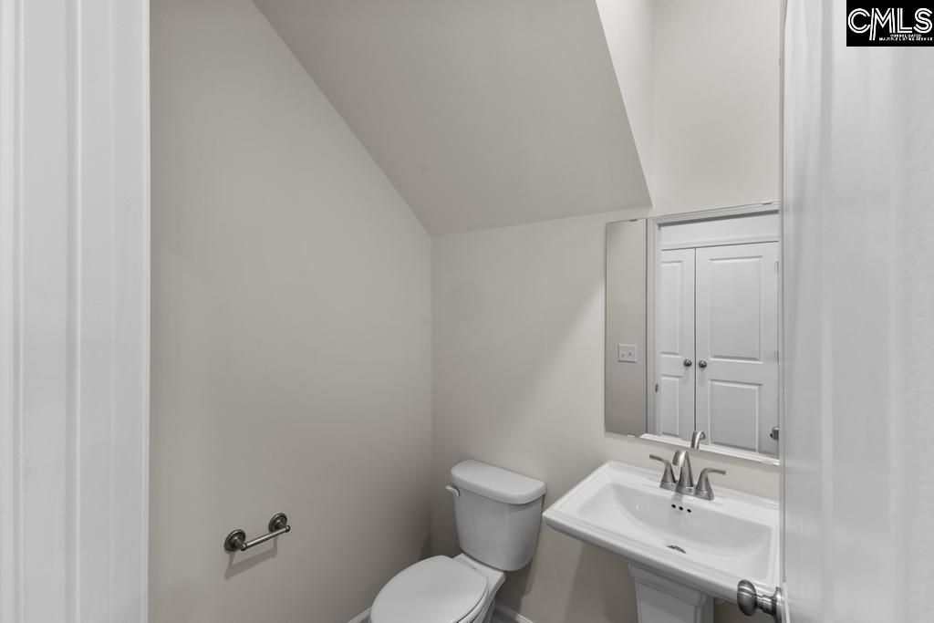 303 Balbriggan Place Photo 15