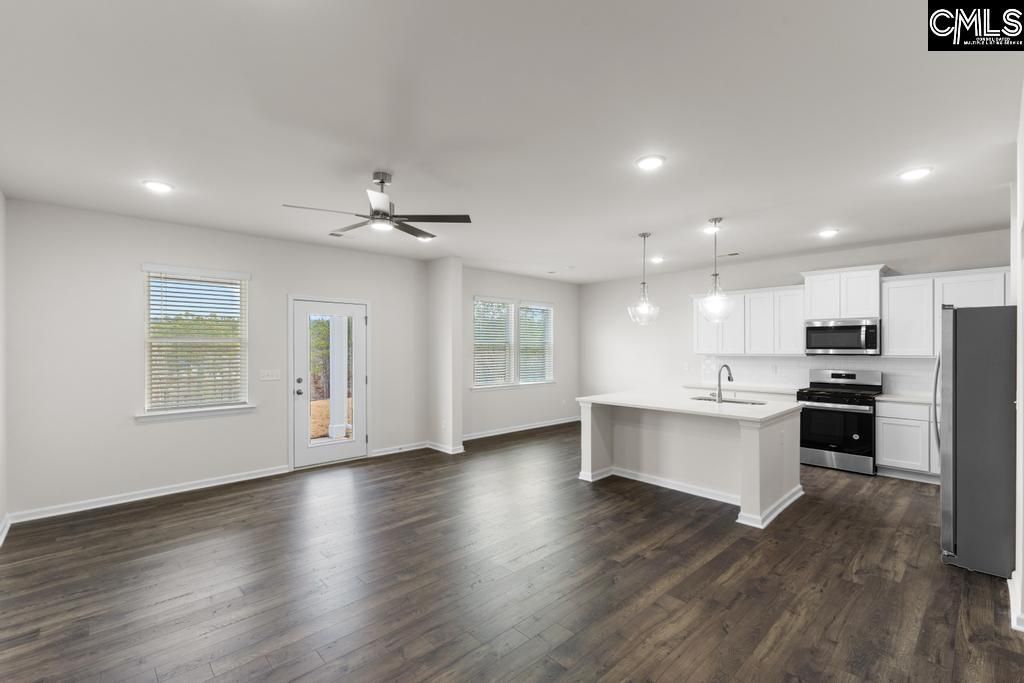 303 Balbriggan Place Photo 6