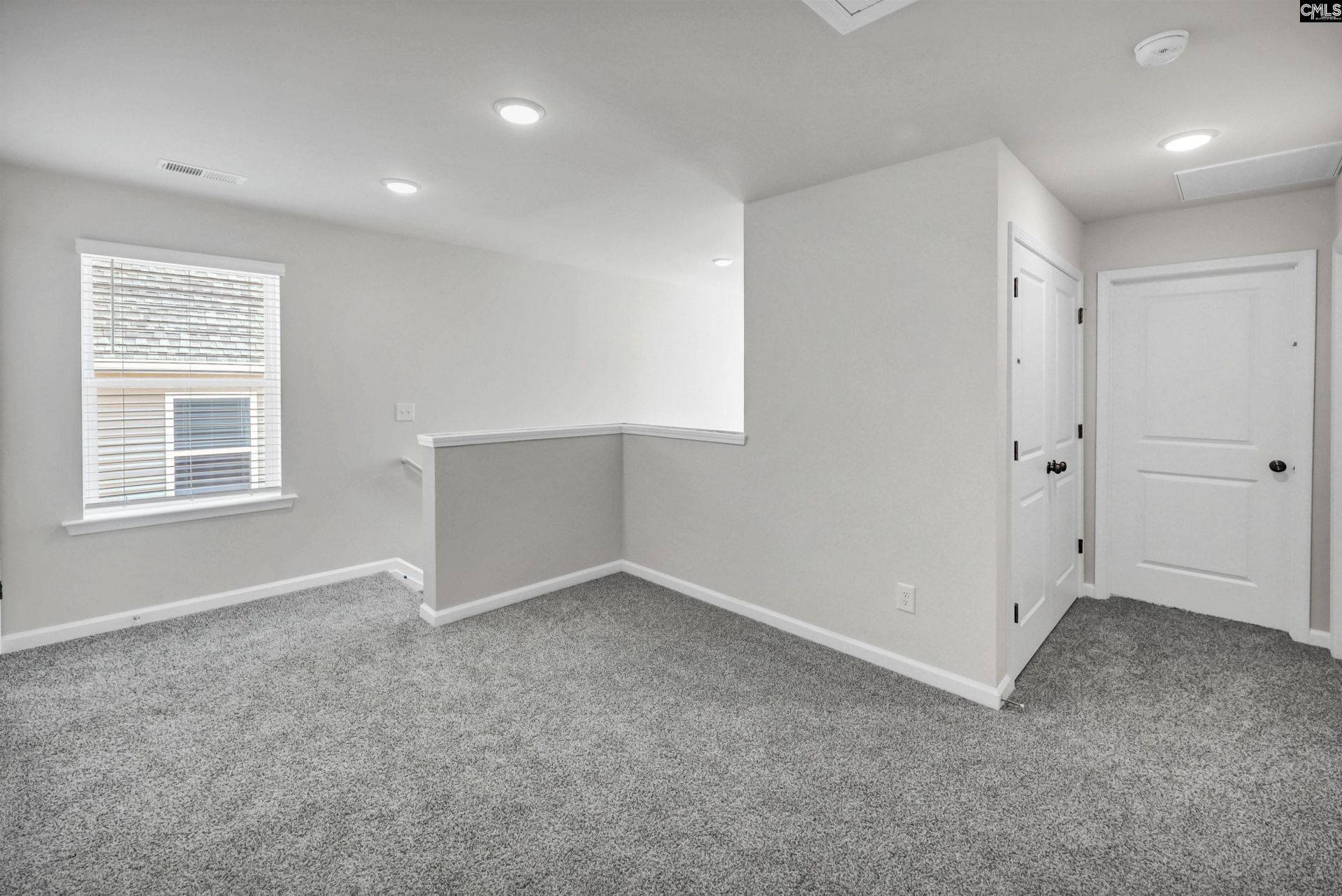 292 Balbriggan Place Photo 27