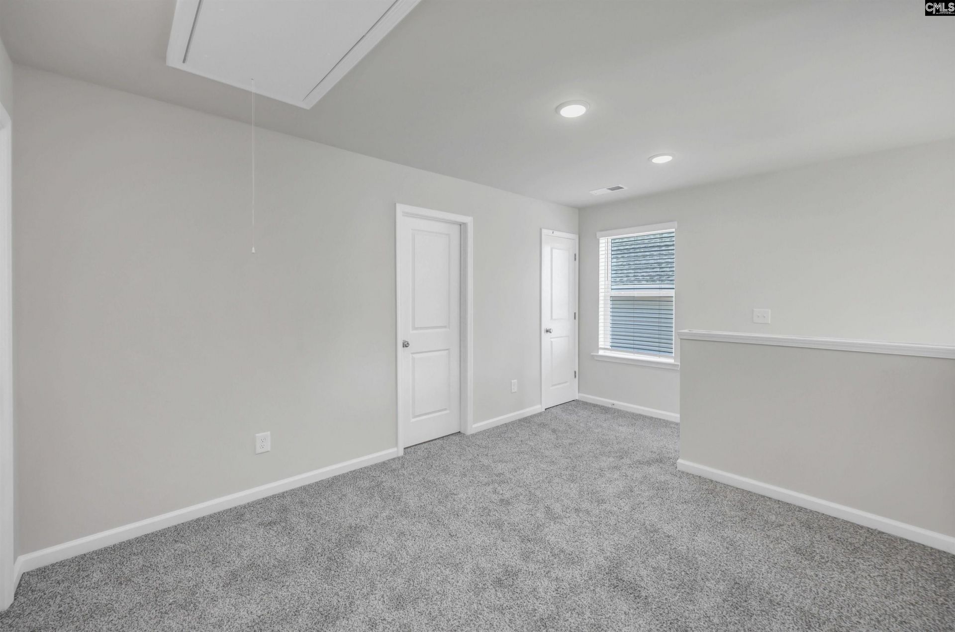 292 Balbriggan Place Photo 28