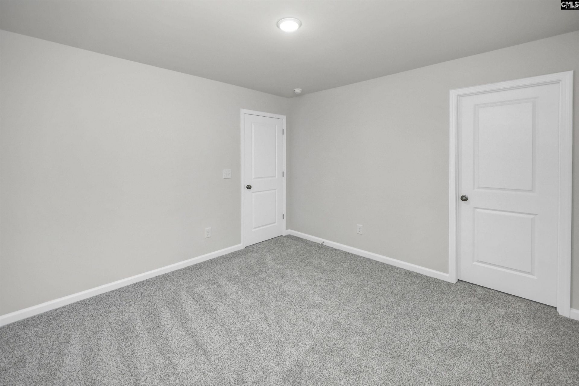 292 Balbriggan Place Photo 32