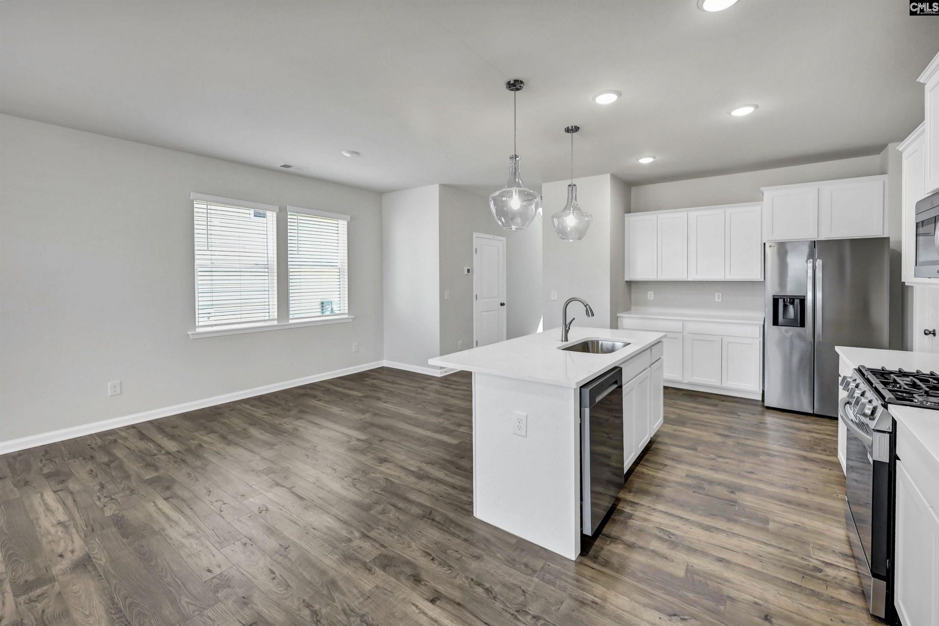 292 Balbriggan Place Photo 6