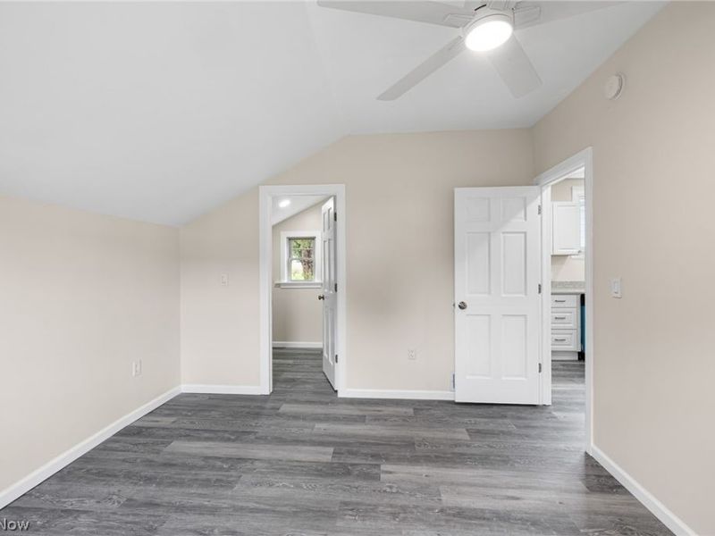 3229 W 52nd Street, Cleveland, OH 44102 Photo 17