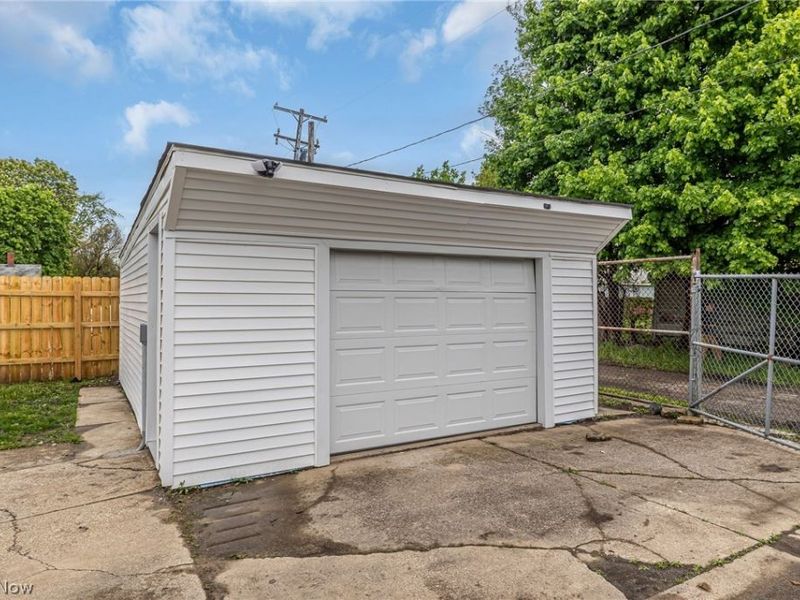 3229 W 52nd Street, Cleveland, OH 44102 Photo 27