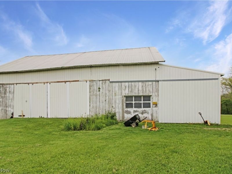 W Bloom Road, Oak Harbor, OH 43449 Photo 6