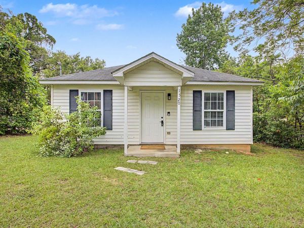 1520 ELBERTA Drive , Tallahassee, FL 32304