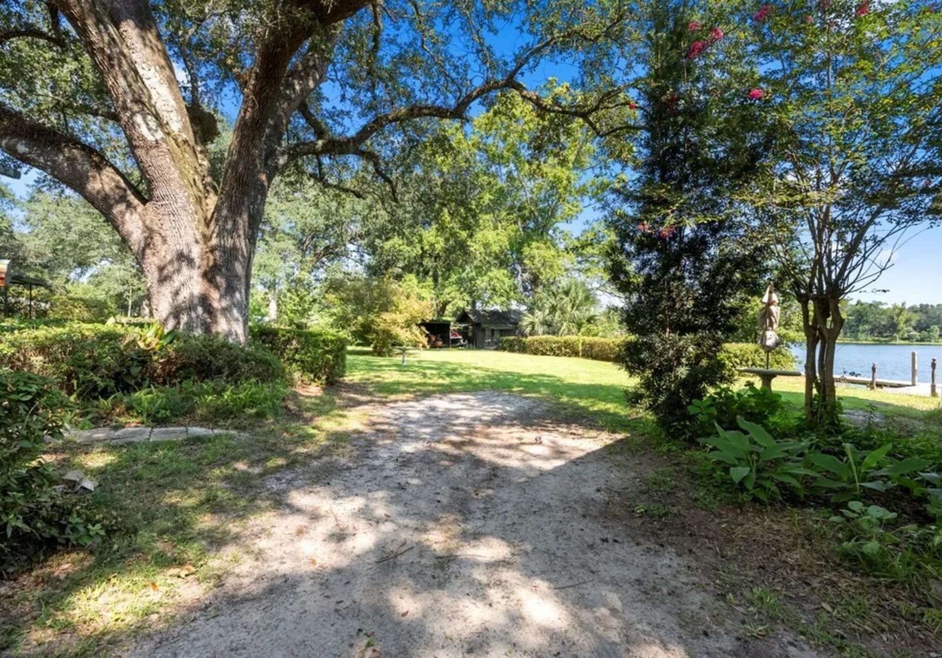 480 W Lakeview Drive, Wewahitchka, FL 32465 Photo