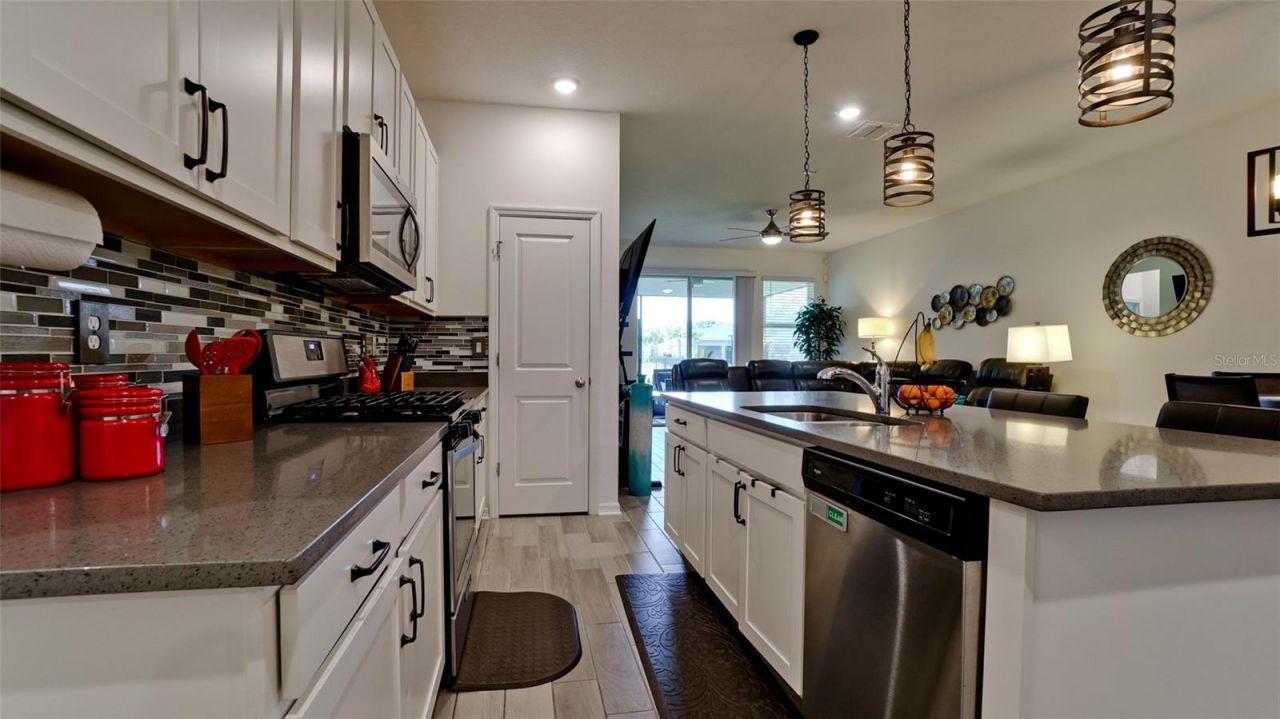 5764 Bungalow Grove Court, Palmetto, FL 34221 Photo