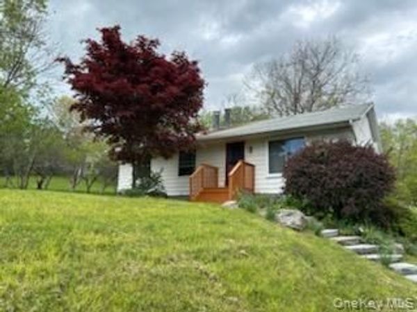 100 Crans Road , Middletown, NY 10941