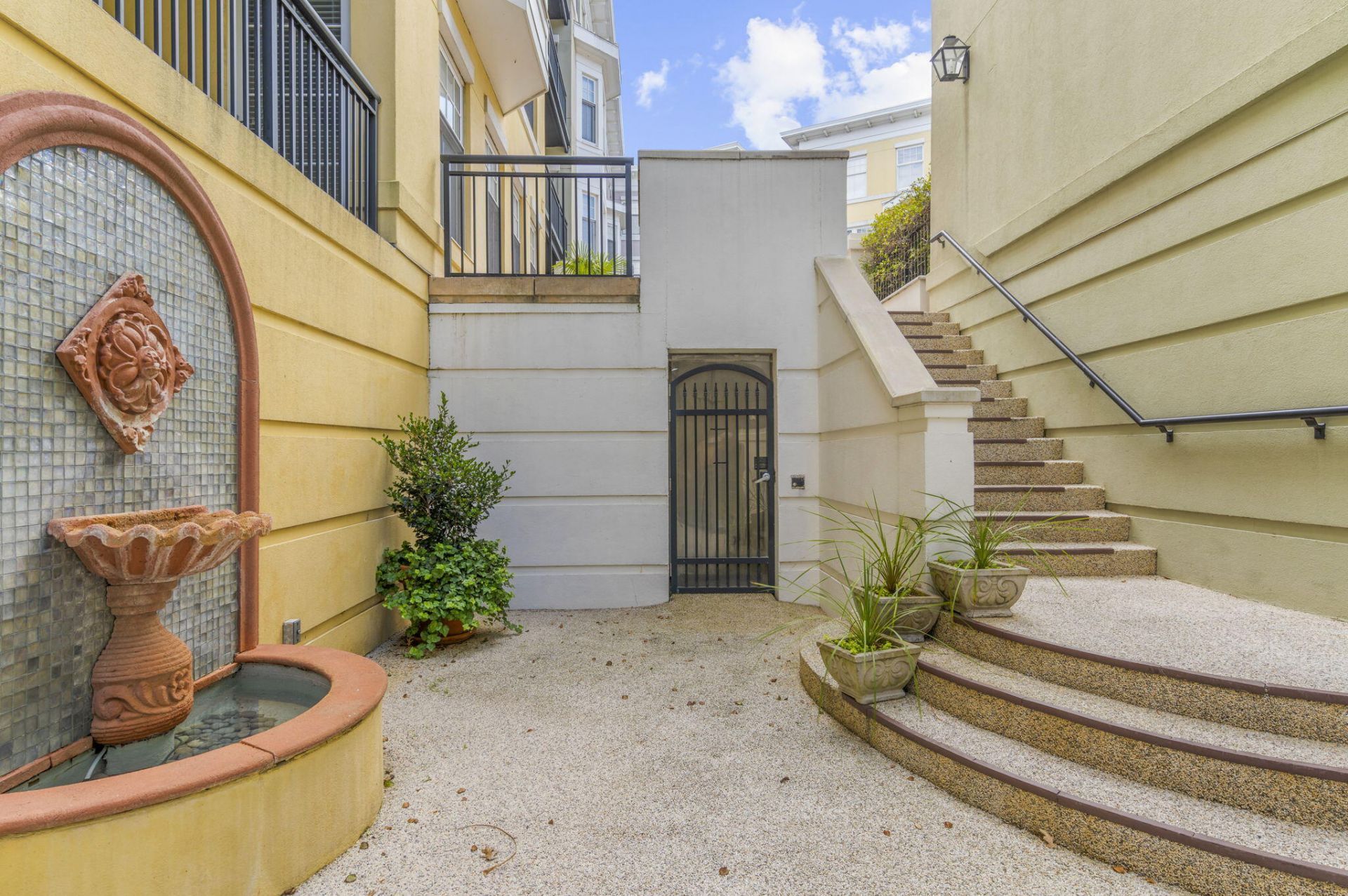 498 Albemarle Road Photo 31