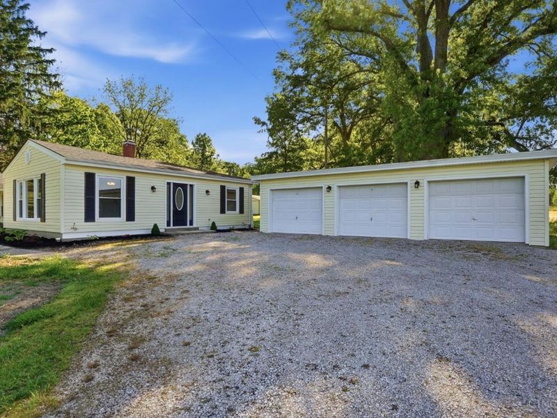 8560 Zoar Road, Hamilton Twp, OH 45140 Photo 4