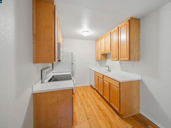 150 Sharene Ln, Unit 109, Walnut Creek, CA 94596