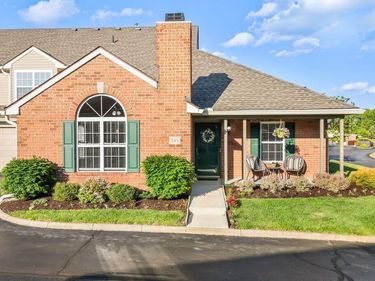 545 Chardonnay Lane, Lewis Center, OH 43035