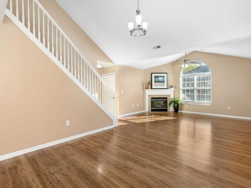545 Chardonnay Lane, Lewis Center, OH 43035 Photo 9
