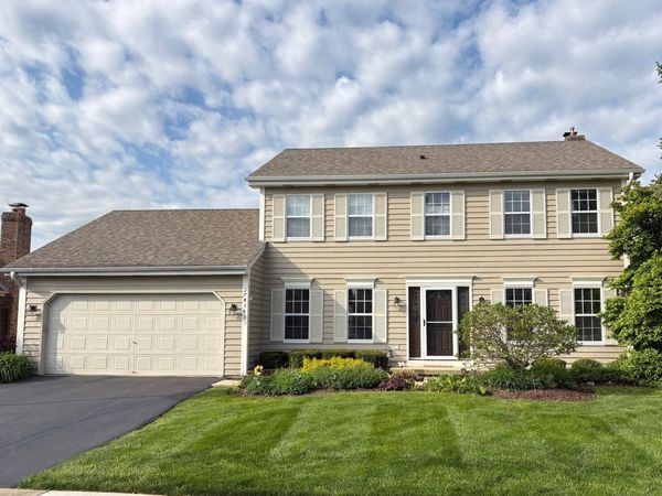 27W343 CHURCHILL Road , Winfield, IL 60190