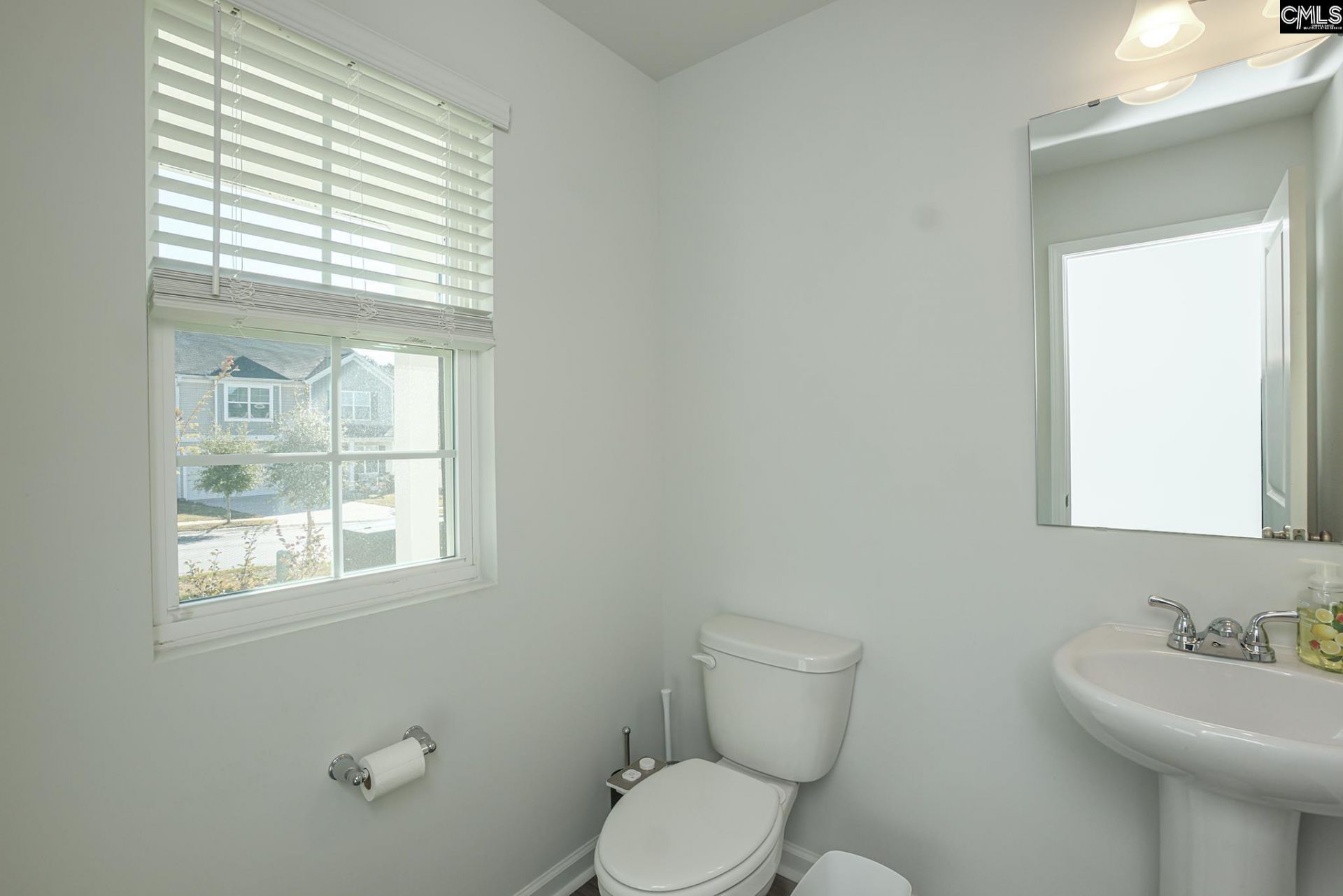 657 Penfolds Way  Photo 11