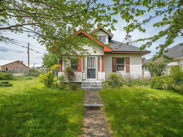 2003 E Grace Ave, Spokane, WA 99207