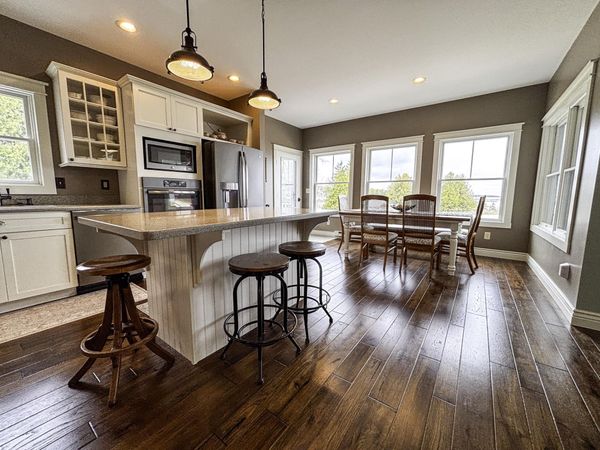 157 N Huron ST, De Tour Village, MI 49725