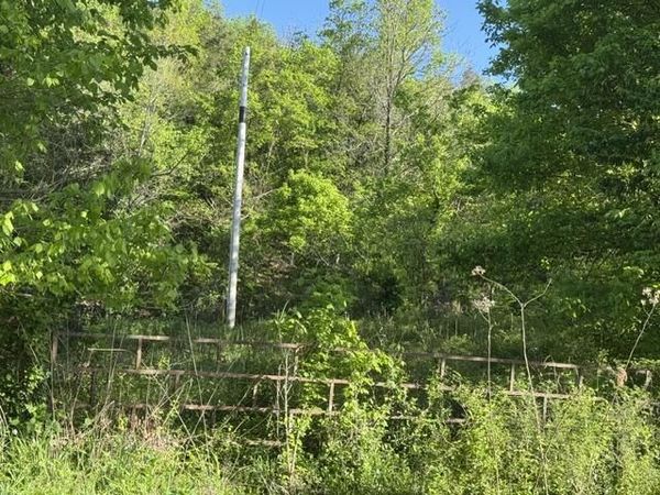 000 Farm Road 2285, Seligman, MO 65745