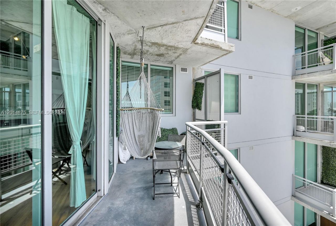 690 SW 1st Ct , Unit 1934, Miami, FL 33130 Photo