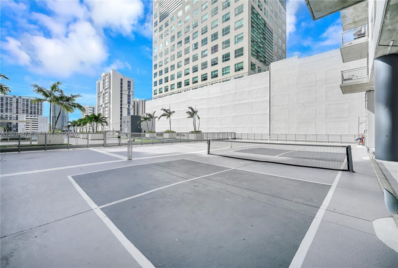 690 SW 1st Ct , Unit 1934, Miami, FL 33130 Photo