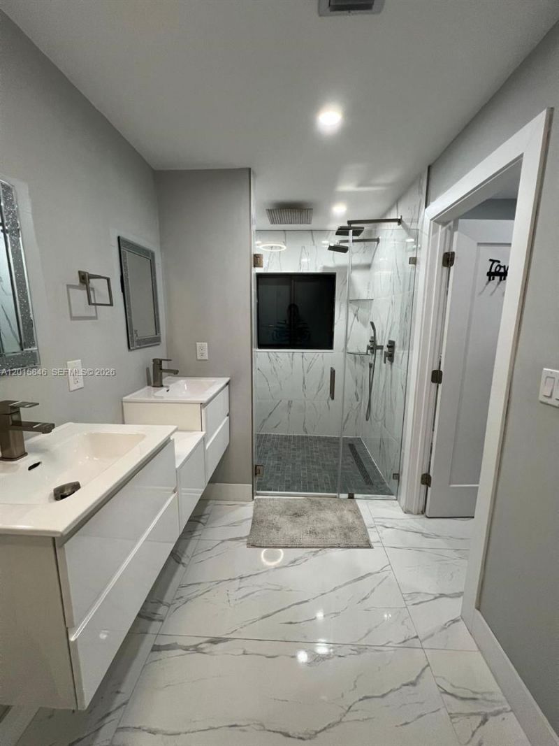 1720 NW 110th Ter , Unit ., Miami, FL 33167 Photo