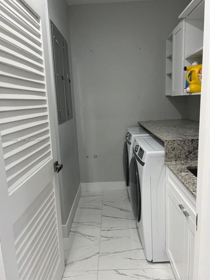 1720 NW 110th Ter , Unit ., Miami, FL 33167 Photo